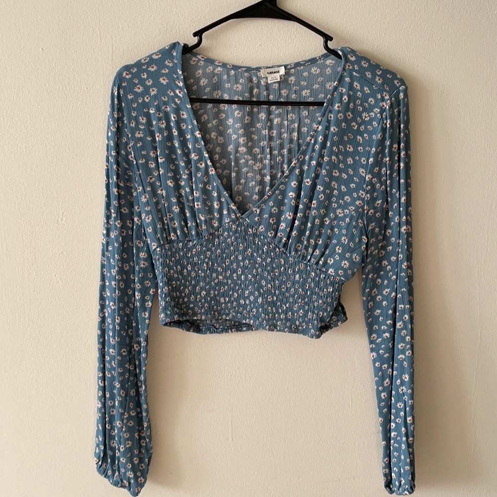 GARAGE Crop Top